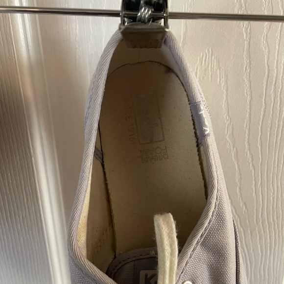 Ladies Keds - Picture 2 of 3